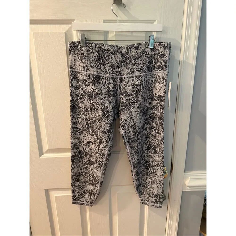 Athleta 7/8 Elevation Tights In Black Graffiti Fleur Leggings sz 1X NWT